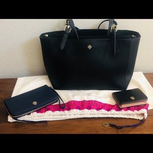 Tory Burch YORK BUCKLE TOTE  HANDBAG